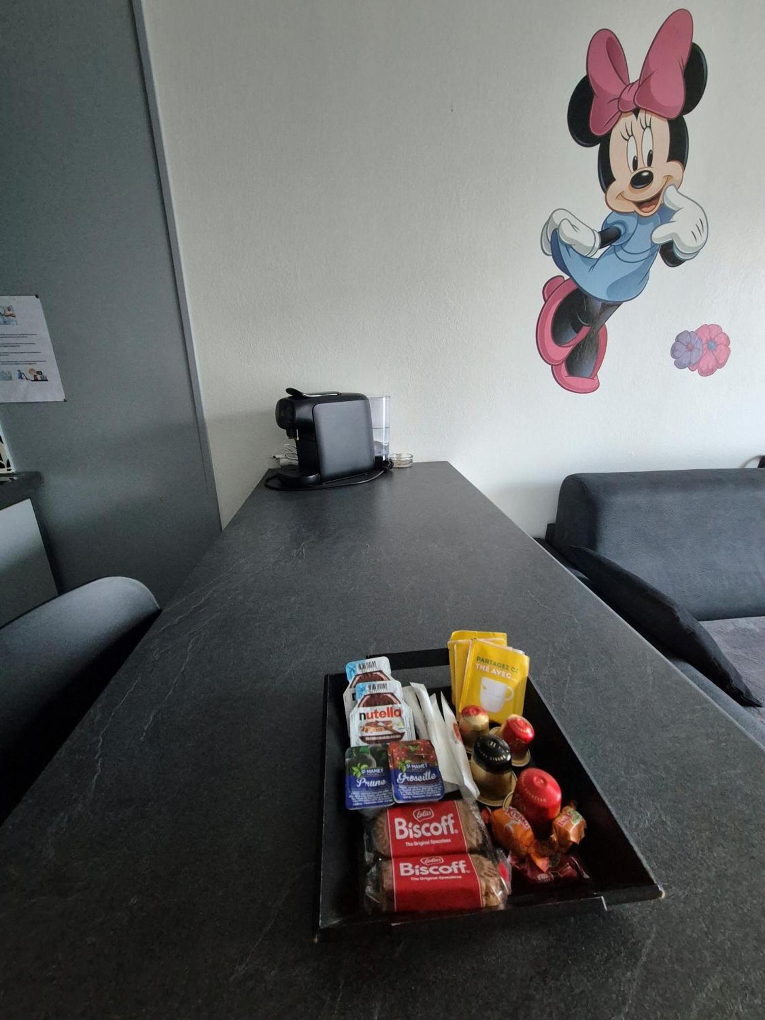 Studio A 2 Pas De Disneyland Esbly Exteriör bild